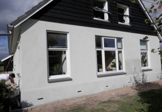 buitengevel-stucwerk-woonboerderij-14-520x360