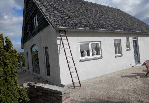 buitengevel-stucwerk-woonboerderij-520x360